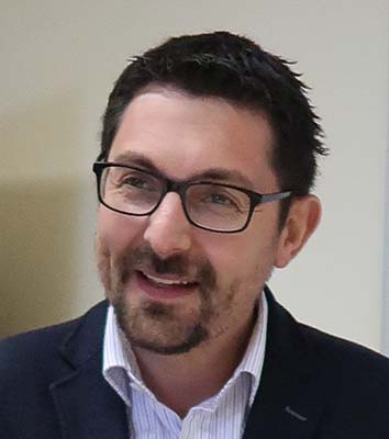 Zdjęcie Dr. Yannis Tsalavoutas